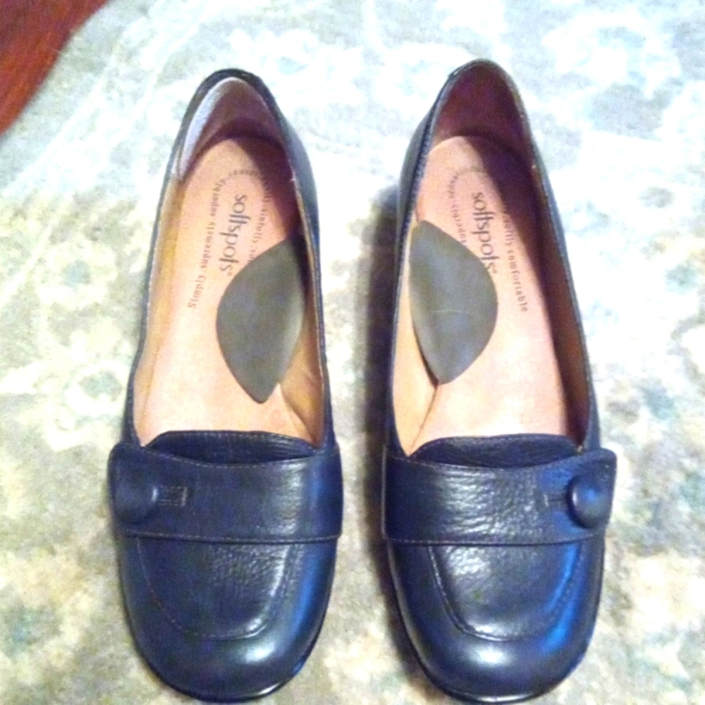 Soft spots navy loafer